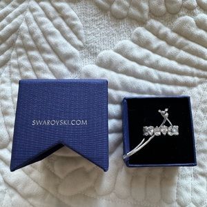 NWT Swarovski  Vittore ring
Triangle cut, White, Rhodium plated Size 55 Silver